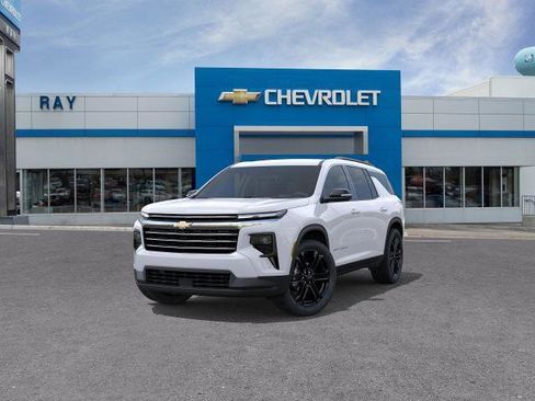 New 2026 Chevrolet Traverse LT w/ Driver Confidence Package image 41