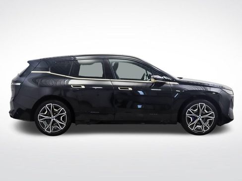 Used 2024 BMW iX xDrive50 w/ Premium Package AWD/4WD image 6