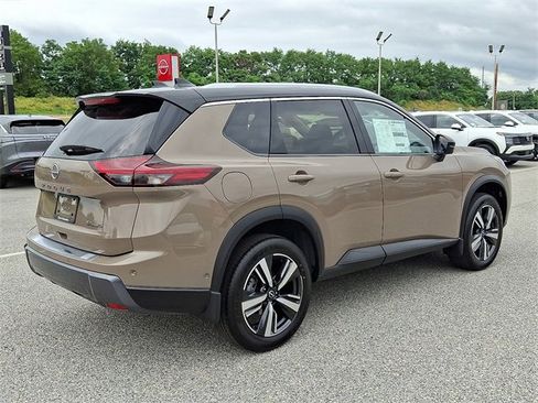 New 2025 Nissan Rogue SL w/ Tech Package image 10