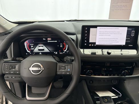 New 2026 Nissan Rogue Platinum AWD/4WD image 8