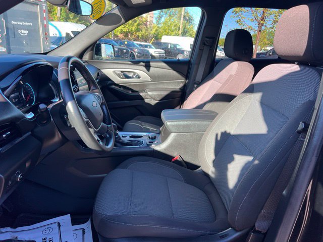 Used 2023 Chevrolet Traverse LT FWD image 22