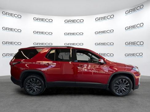Used 2023 Chevrolet Traverse RS FWD image 7