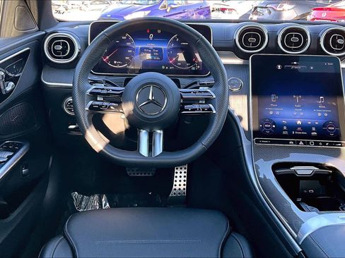 Used 2023 Mercedes-Benz C 300 4MATIC Sedan image 5