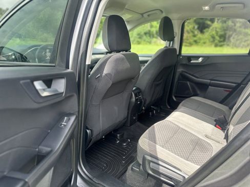 Used 2021 Ford Escape SE w/ Convenience Package FWD image 10