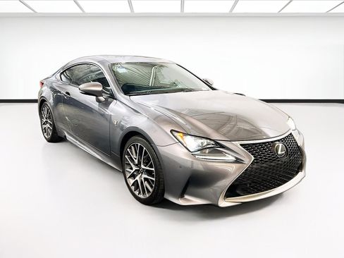 Used 2016 Lexus RC 200t RWD image 3