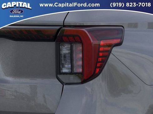 New 2026 Ford Explorer Active RWD image 21