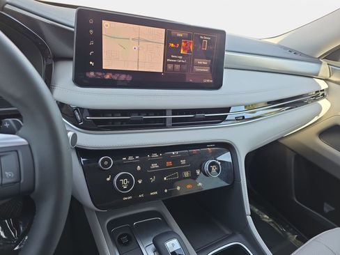 Certified 2026 INFINITI QX60 Pure w/ Cargo Package image 20