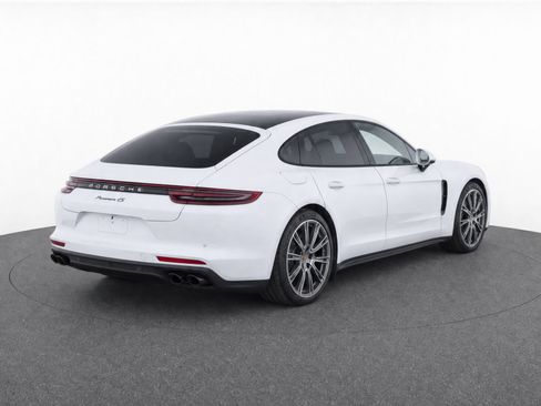 Used 2018 Porsche Panamera 4S AWD/4WD image 4
