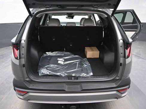 New 2026 Hyundai Tucson SEL Plus w/ Tow & Go Package AWD/4WD image 13
