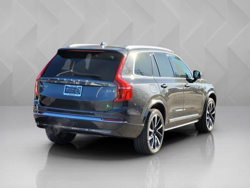 Certified 2023 Volvo XC90 B5 Plus w/ Protection Package Premier image 6