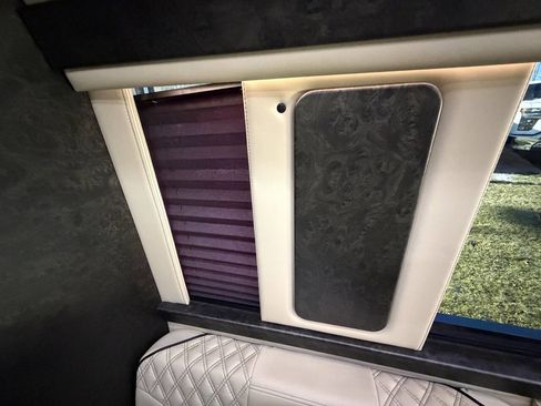 Used 2019 Mercedes-Benz Sprinter 170 image 82