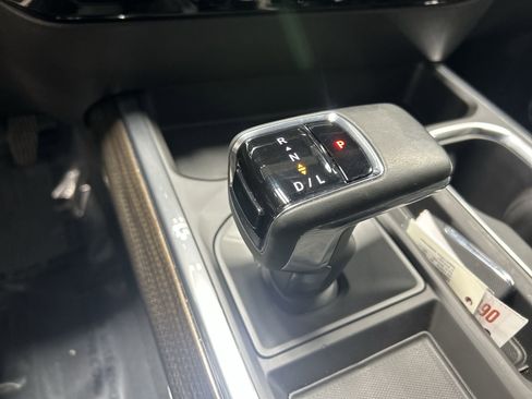 Certified 2023 Chevrolet Silverado 1500 LT w/ Z71 Off-Road Package image 17