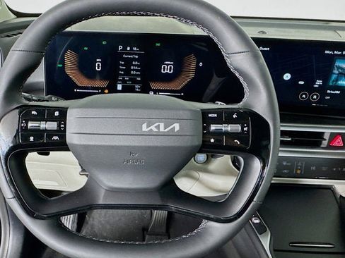 New 2026 Kia Sorento EX image 13