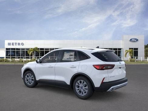 New 2026 Ford Escape Active w/ Tech Pack #1 FWD image 4