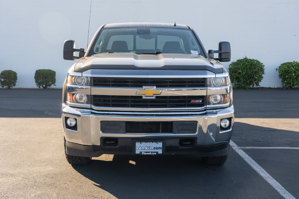 Used 2015 Chevrolet Silverado 2500 LTZ w/ LTZ Plus Package AWD/4WD image 2