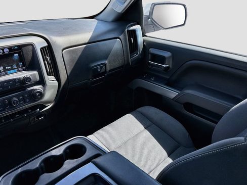 Used 2018 Chevrolet Silverado 1500 LT w/ All Star Edition AWD/4WD image 27