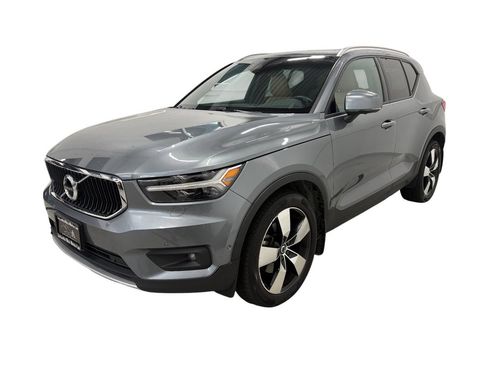Used 2019 Volvo XC40 T5 Momentum AWD/4WD image 6