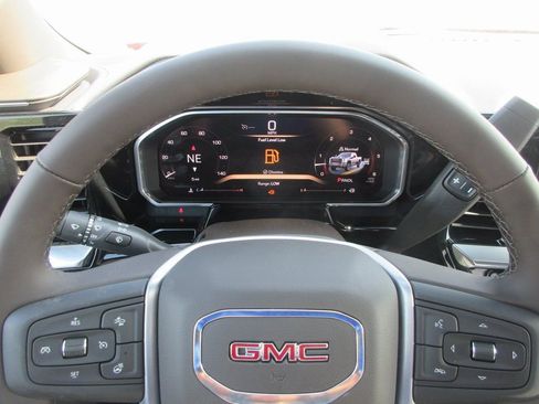 New 2026 GMC Sierra 3500 SLT w/ SLT Premium Package image 19