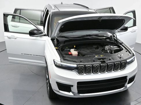 Used 2023 Jeep Grand Cherokee L Summit image 44