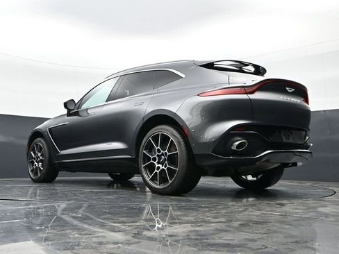 Used 2021 Aston Martin DBX AWD/4WD image 38