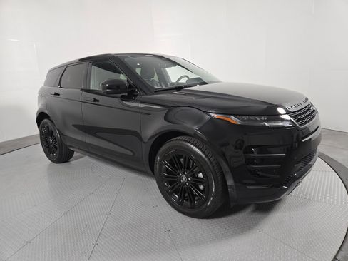 Used 2026 Land Rover Range Rover Evoque Dynamic SE AWD/4WD image 15