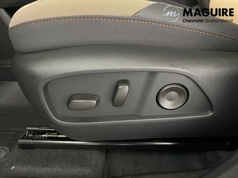 New 2026 Chevrolet Equinox ACTIV w/ LPO, Floor Liner Package image 19