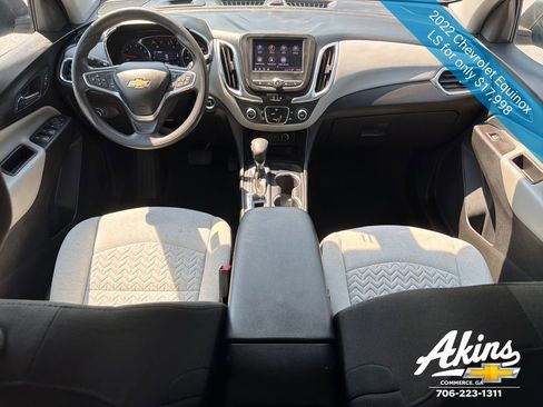 Certified 2022 Chevrolet Equinox LS w/ LS Convenience Package FWD image 21