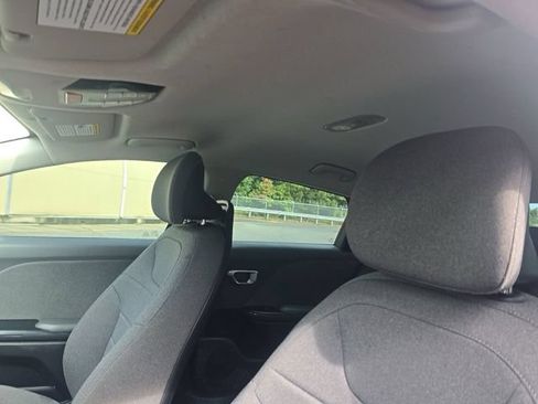 Used 2025 Kia K4 EX FWD image 16