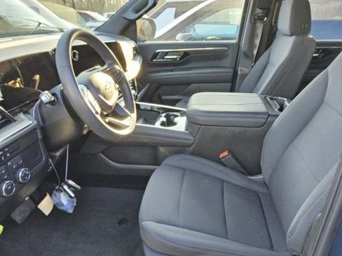 Used 2025 Chevrolet Tahoe 4WD image 5
