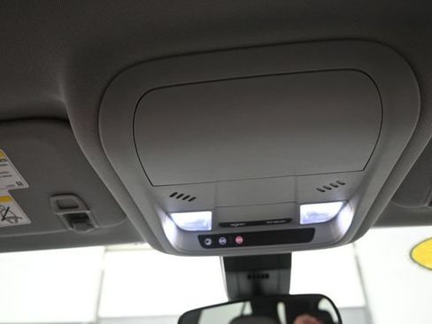 Used 2021 Chevrolet Equinox LS w/ LS Convenience Package FWD image 6