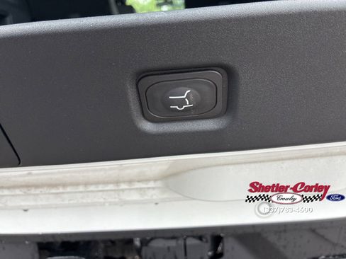 New 2026 Ford Expedition Active RWD image 16