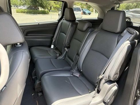 Used 2022 Honda Odyssey Touring image 13