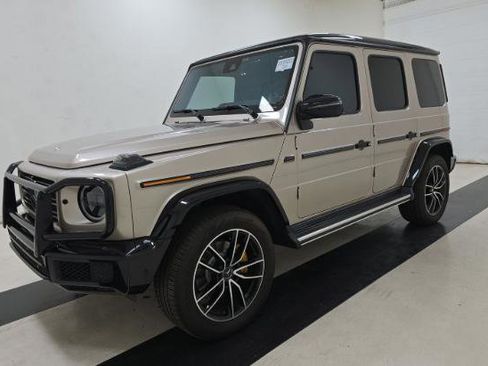 Used 2021 Mercedes-Benz G 550 w/ Exclusive Interior Package image 1