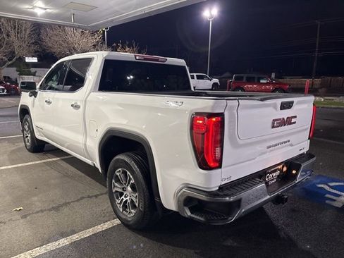 Used 2025 GMC Sierra 1500 SLT image 6