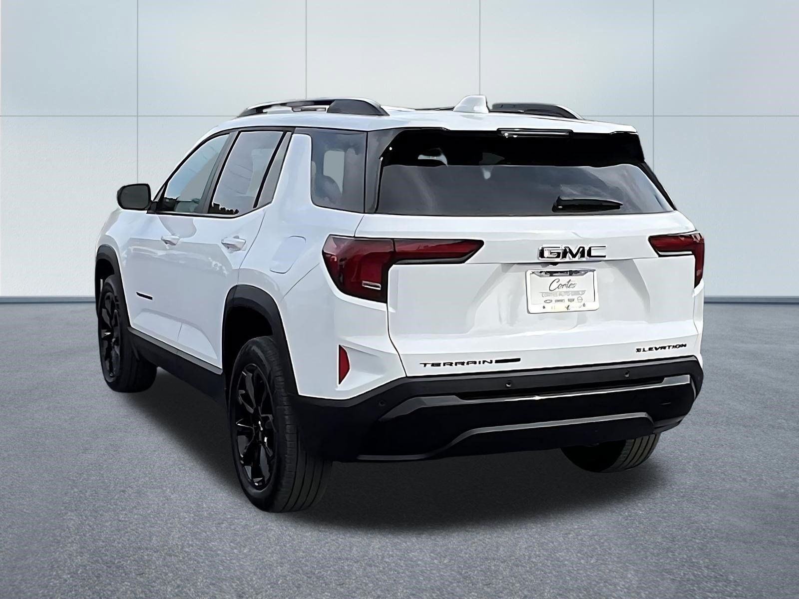 Used 2026 GMC Terrain Elevation w/ Elevation Premium Package AWD/4WD image 4