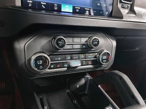 Certified 2025 Ford Bronco Badlands AWD/4WD image 36