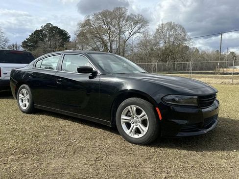 Used 2023 Dodge Charger SXT image 1