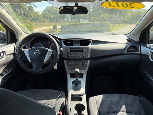Used 2013 Nissan Sentra SV image 7
