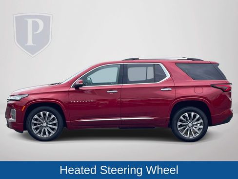 Used 2023 Chevrolet Traverse Premier AWD/4WD image 5