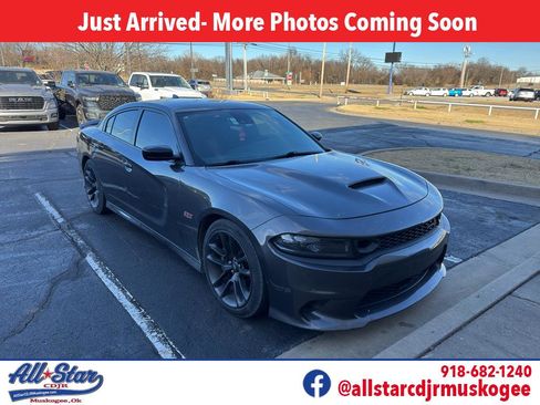 Used 2023 Dodge Charger Scat Pack w/ Navigation & Travel Group image 1
