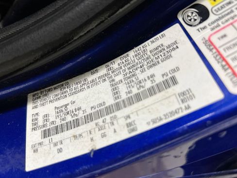 Used 2014 Ford Fiesta Titanium image 28