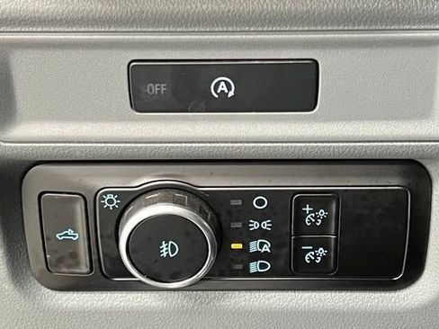 Used 2025 Ford F150 XLT w/ Equipment Group 301A Standard image 32