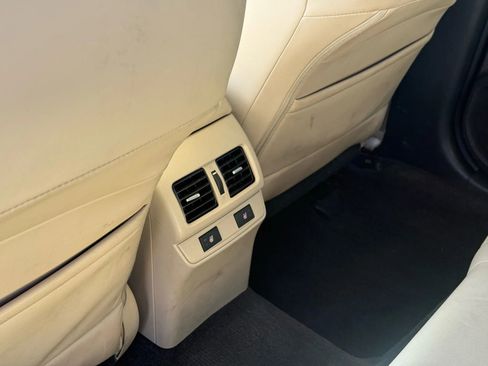 Used 2015 Subaru Outback 2.5i Limited w/ Popular Package #4 image 14