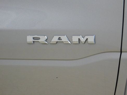 Used 2020 RAM 1500 Laramie image 13