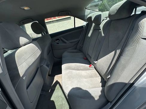 Used 2009 Toyota Camry LE FWD image 15