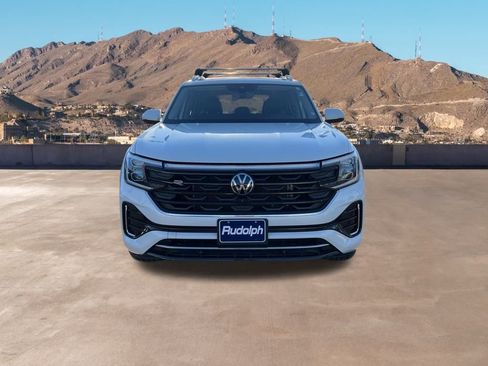 Used 2024 Volkswagen Atlas SEL Premium R-Line image 17