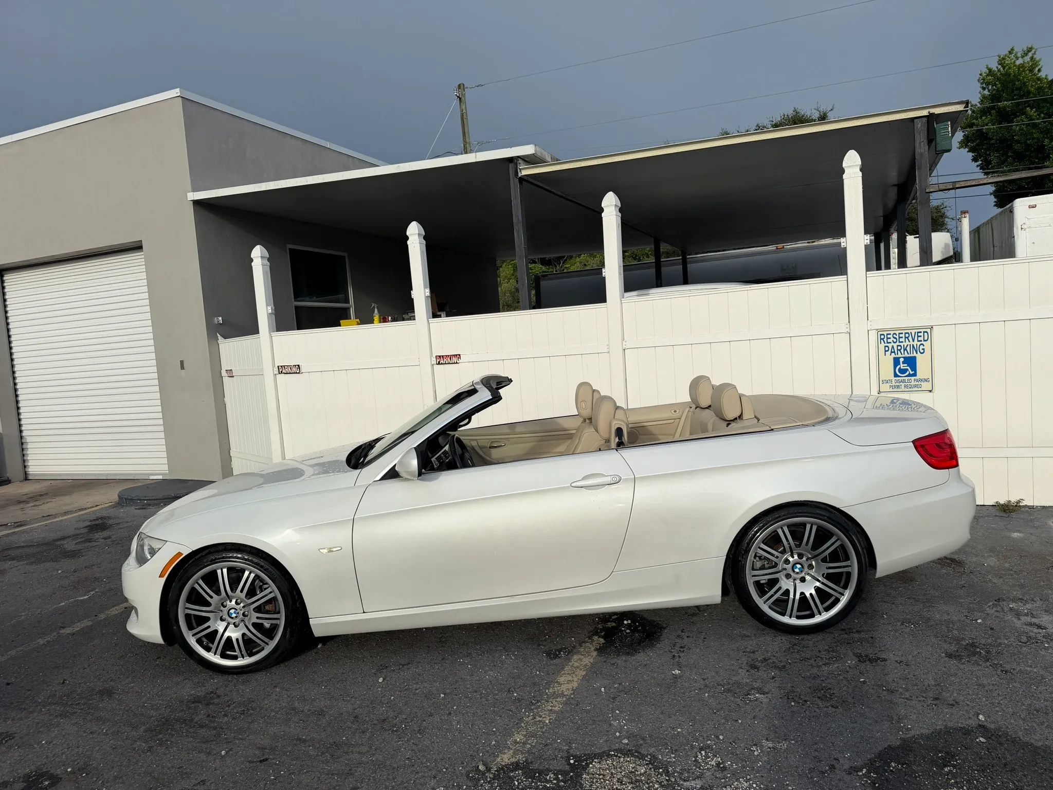 Used 2012 BMW 335i Coupe RWD image 2