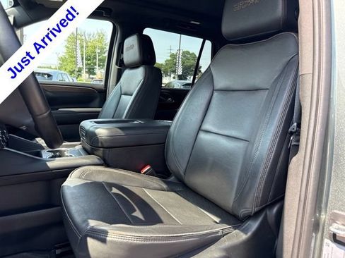 Used 2023 Chevrolet Tahoe High Country AWD/4WD image 9