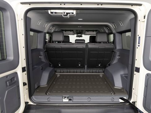 Used 2025 INEOS Grenadier AWD/4WD image 50
