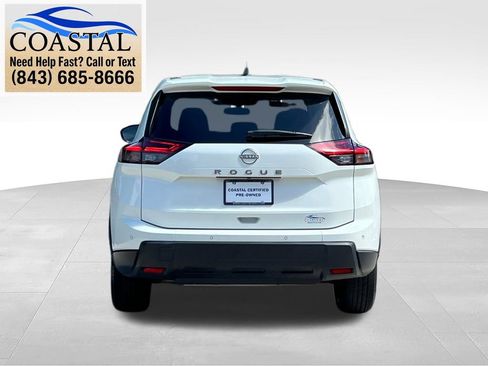 Certified 2024 Nissan Rogue S FWD image 12